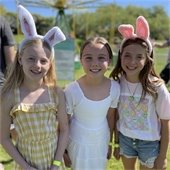 three girls at Grayhawk easter event